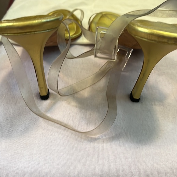 Manolo Blahnik heels - Picture 5 of 8